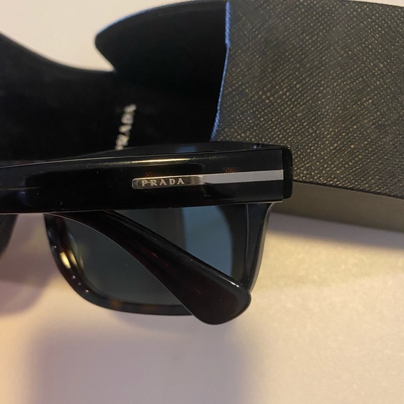 🕶️🌞✨ Prada Sunglasses in Tortoise - Picture 3 of 5